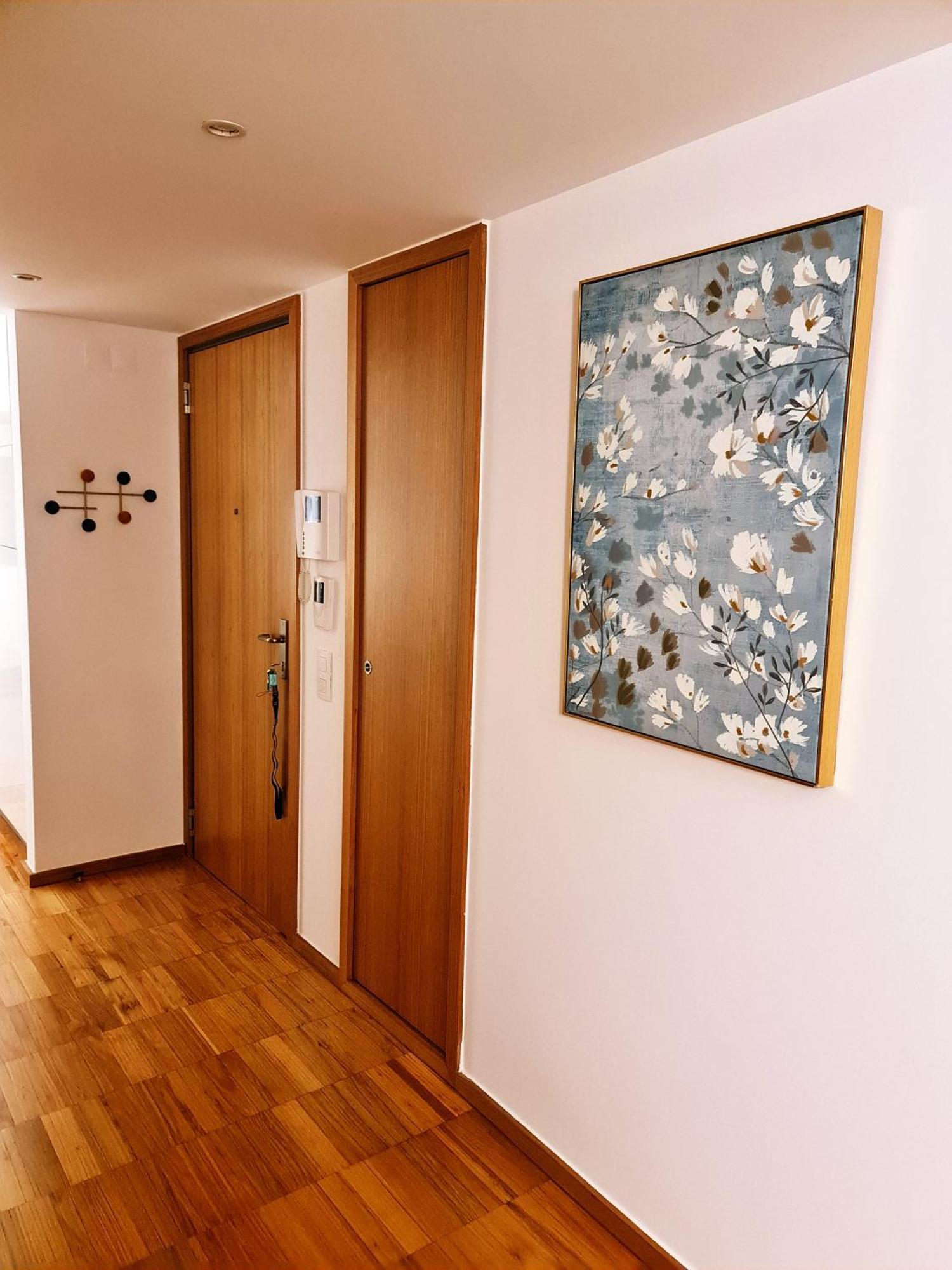 Factory Yellow By Marina De Apartment